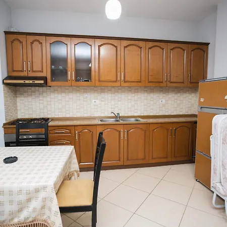 Leo's Apartament